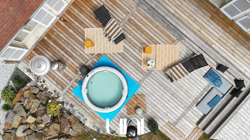 Maison - 260 m² - 6 pièces