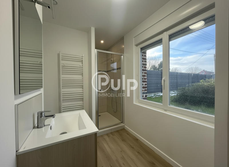 Maison - 96 m² - 4 pièces