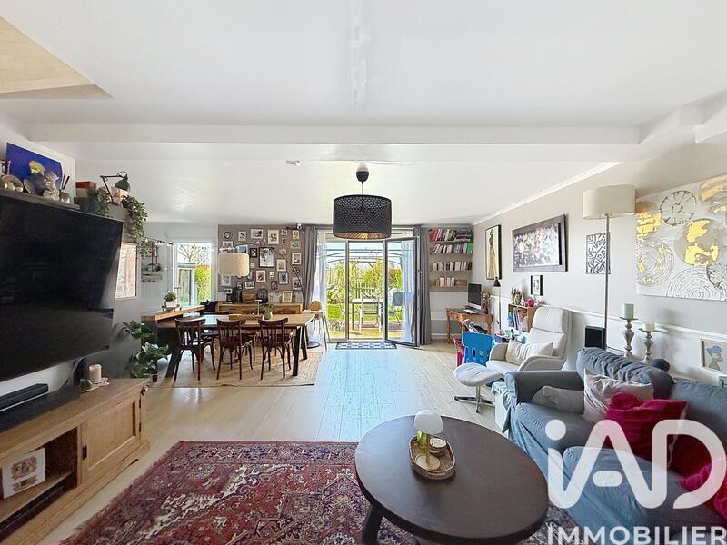 Maison - 87 m² - 5 pièces