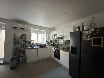 Appartement - 90 m² - 4 pièces