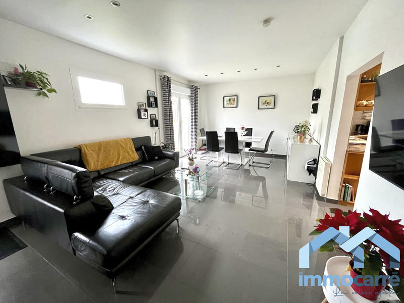 Maison - 85 m² - 4 pièces