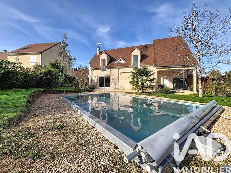 Maison - 172 m² - 7 pièces