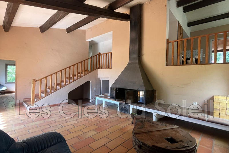 Maison - 180 m² - 6 pièces