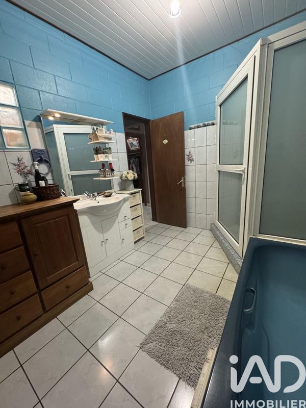 Maison - 251 m² - 7 pièces