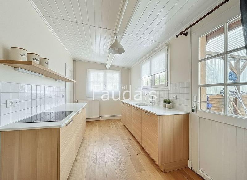 Maison - 120 m² - 5 pièces