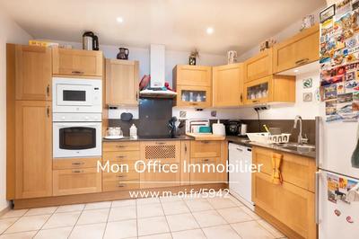 Maison - 145 m² - 7 pièces