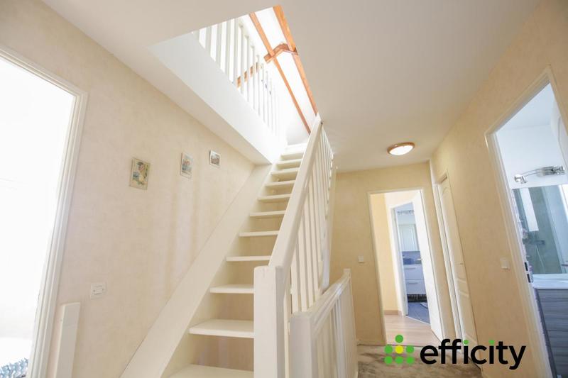 Pavillon - 147 m² - 8 pièces