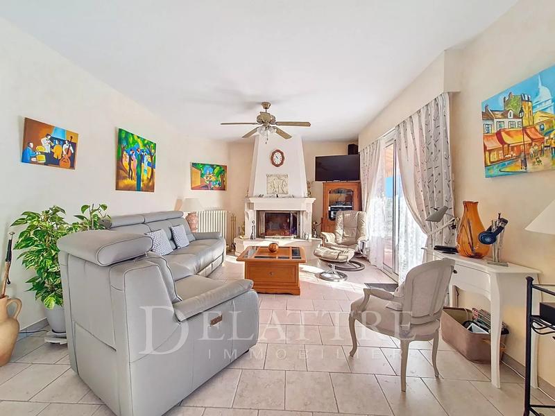 Villa - 160 m² - 6 pièces