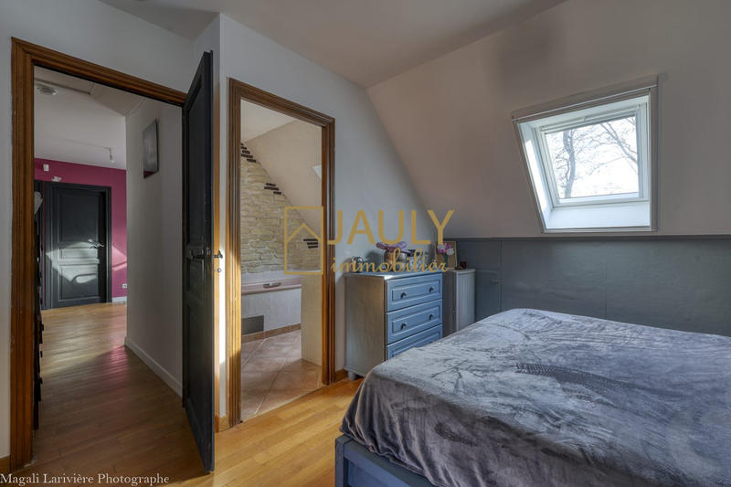 Maison - 143 m² - 6 pièces