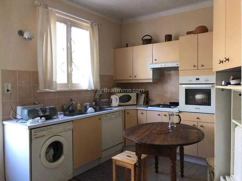 Maison - 180 m² - 9 pièces