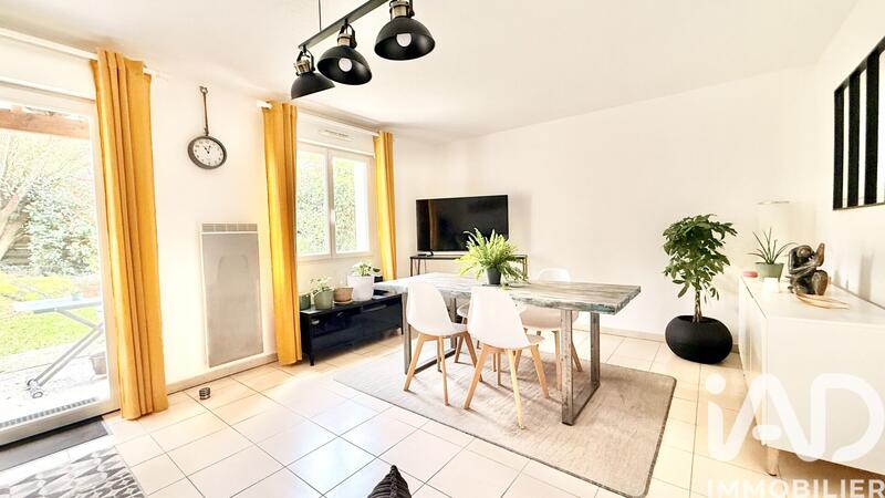 Maison - 83 m² - 4 pièces