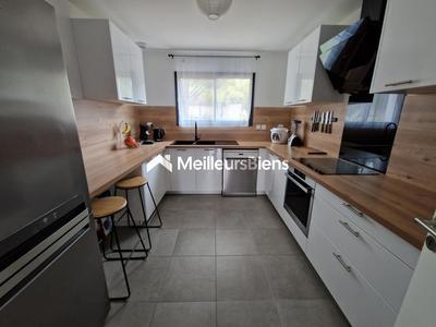 Maison - 105 m² - 4 pièces