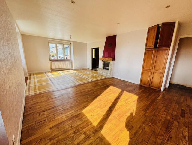 Maison - 180 m² - 6 pièces