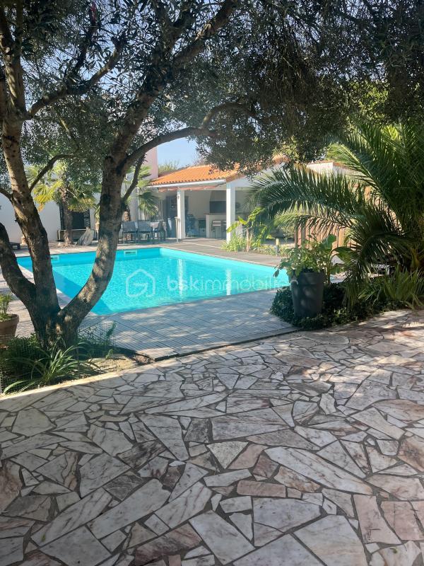 Maison - 157 m² - 6 pièces