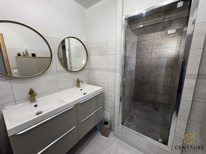 Maison ancienne - 295 m² - 11 pièces