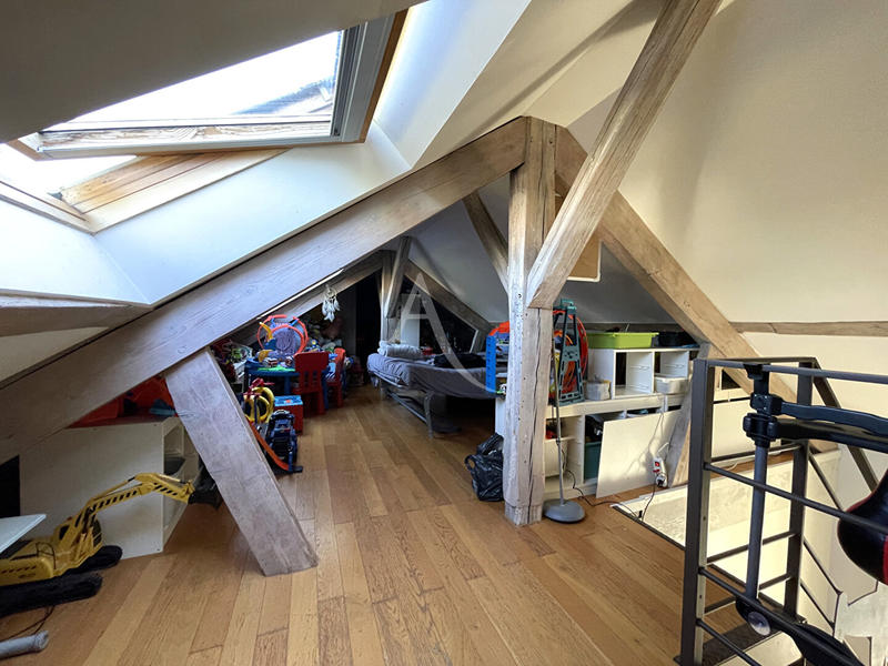 Maison - 172 m² - 6 pièces