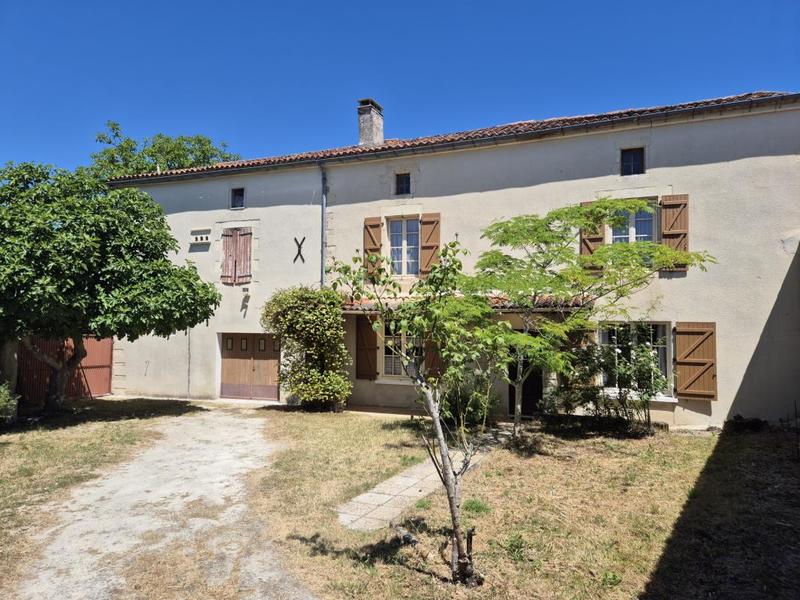 Maison - 150 m² - 5 pièces