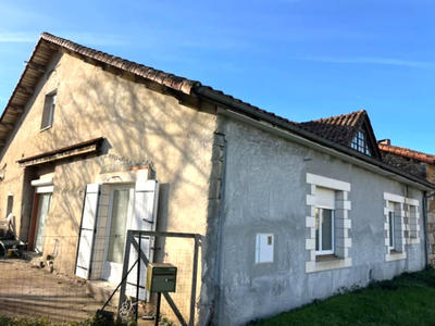Maison - 248 m² - 11 pièces