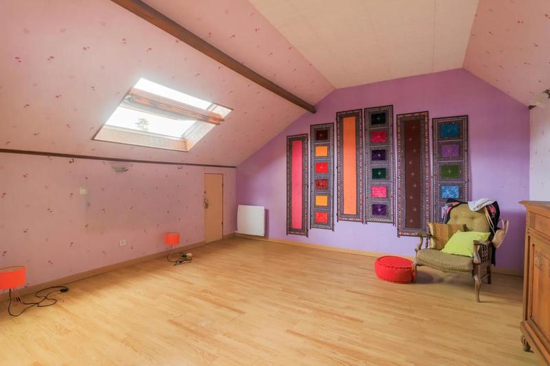 Maison - 210 m² - 6 pièces