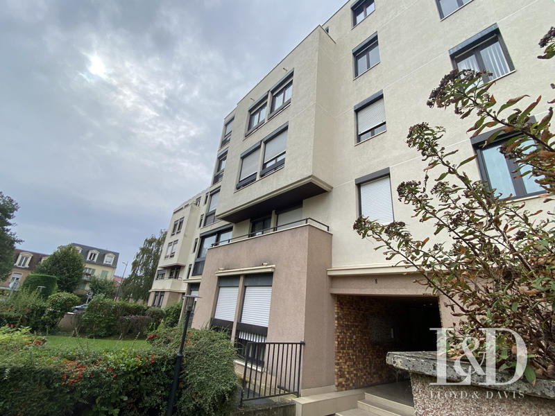 Appartement - 82 m² - 4 pièces