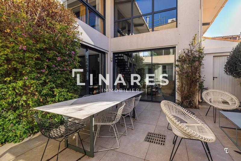 Villa - 195 m² - 6 pièces