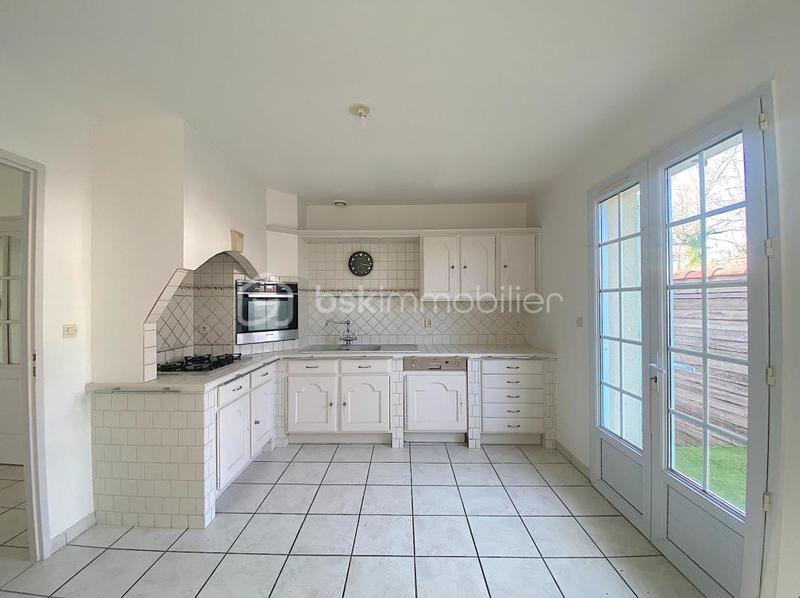 Maison traditionnelle - 110 m² - 4 pièces