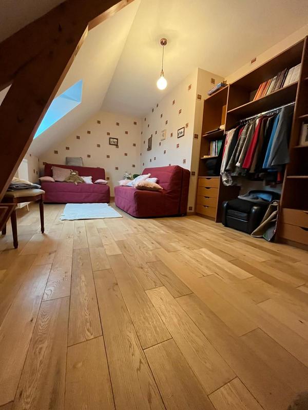 Maison - 171 m² - 7 pièces