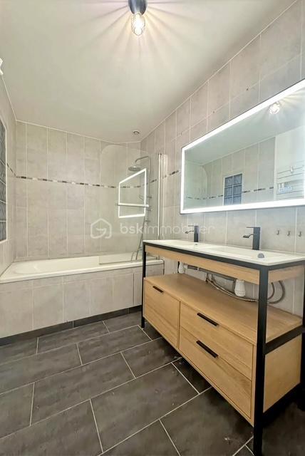 Maison de ville - 63 m² - 3 pièces