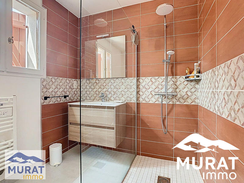 Maison - 170 m² - 8 pièces