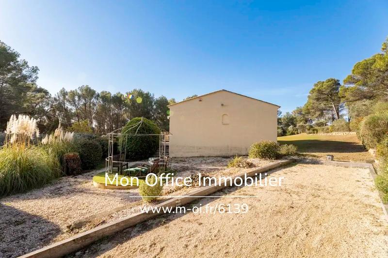 Maison traditionnelle - 107 m² - 4 pièces