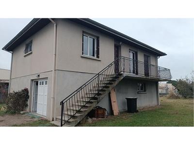 Maison traditionnelle - 76 m² - 4 pièces