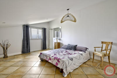 Maison ancienne - 247 m² - 6 pièces