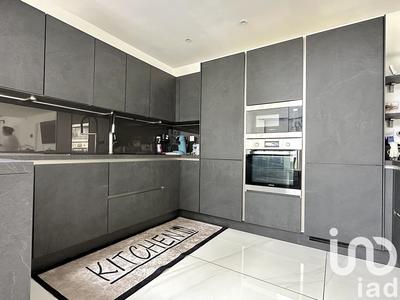 Maison - 185 m² - 4 pièces