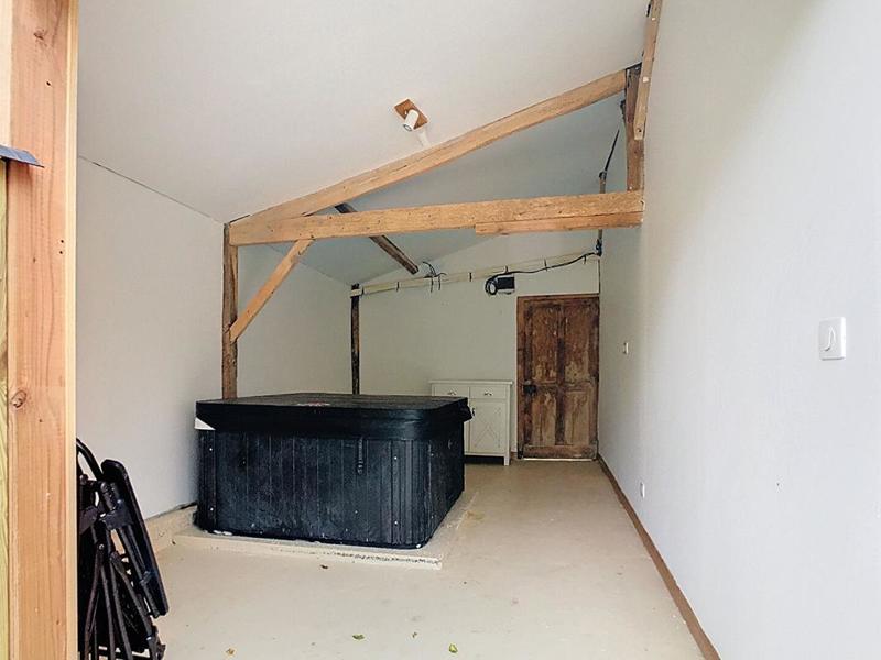 Maison - 200 m² - 7 pièces