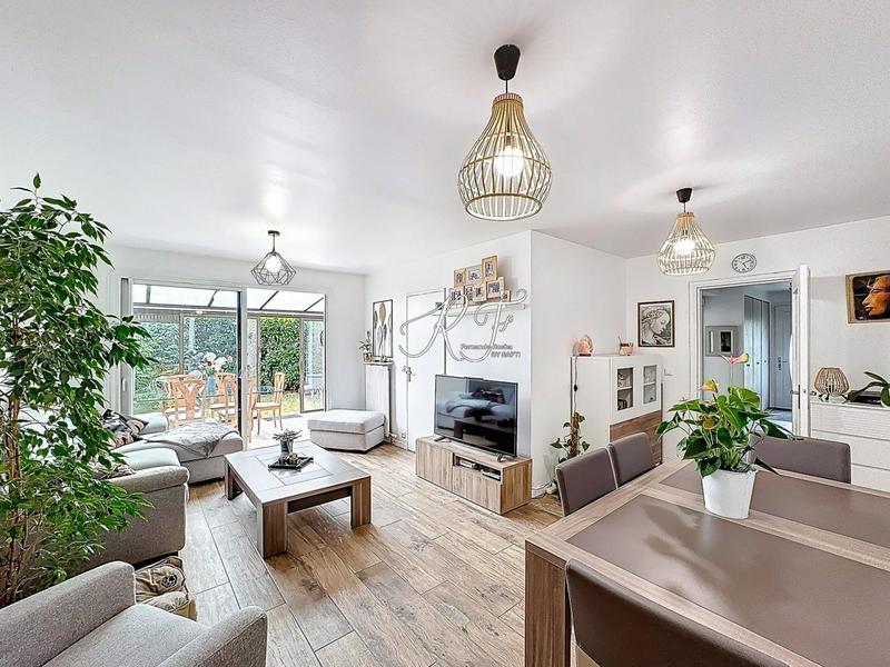 Appartement - 118 m² - 5 pièces