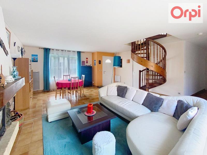 Maison - 113 m² - 5 pièces