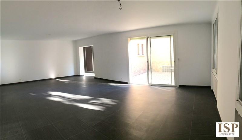 Maison - 202 m² - 5 pièces