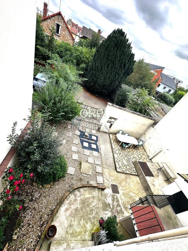 Maison - 270 m² - 5 pièces