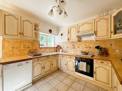 Maison - 95 m² - 5 pièces