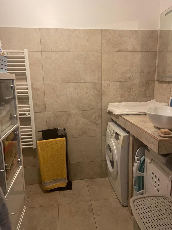 Appartement - 75 m² - 3 pièces