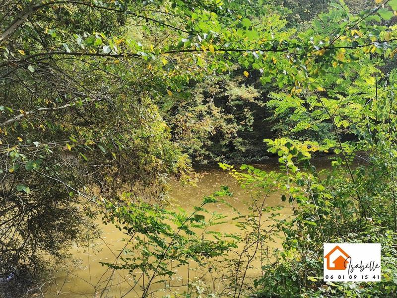 Maison - 235 m² - 8 pièces