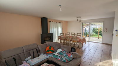 Maison - 95 m² - 5 pièces