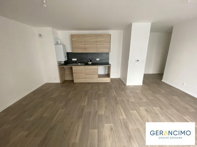 Appartement - 75 m² - 4 pièces