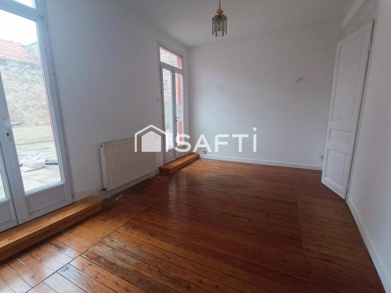 Maison - 227 m² - 8 pièces