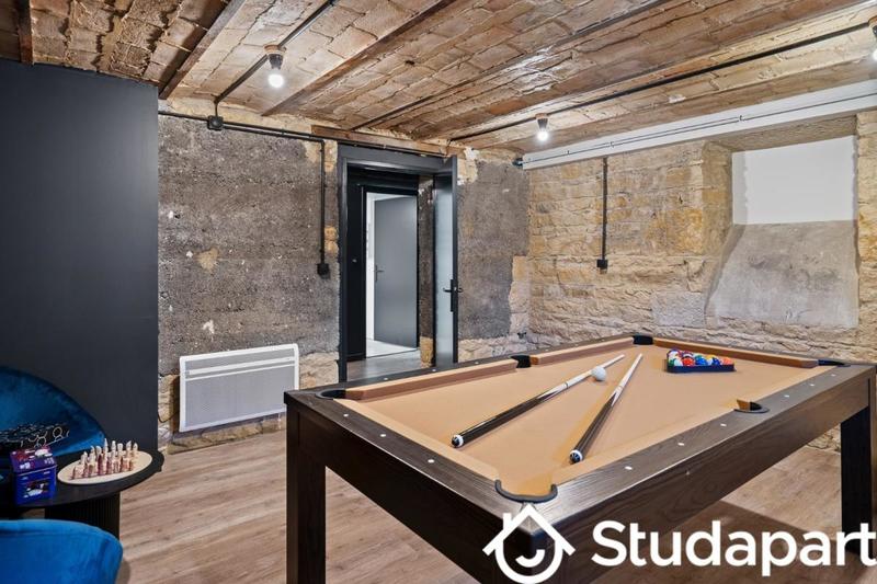 Chambre - 46 m² - 1 pièce