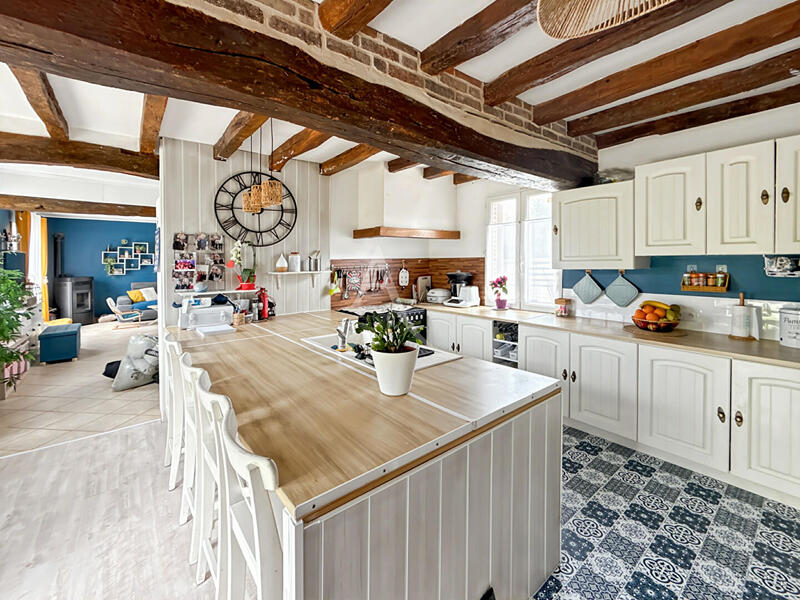 Maison - 157 m² - 8 pièces