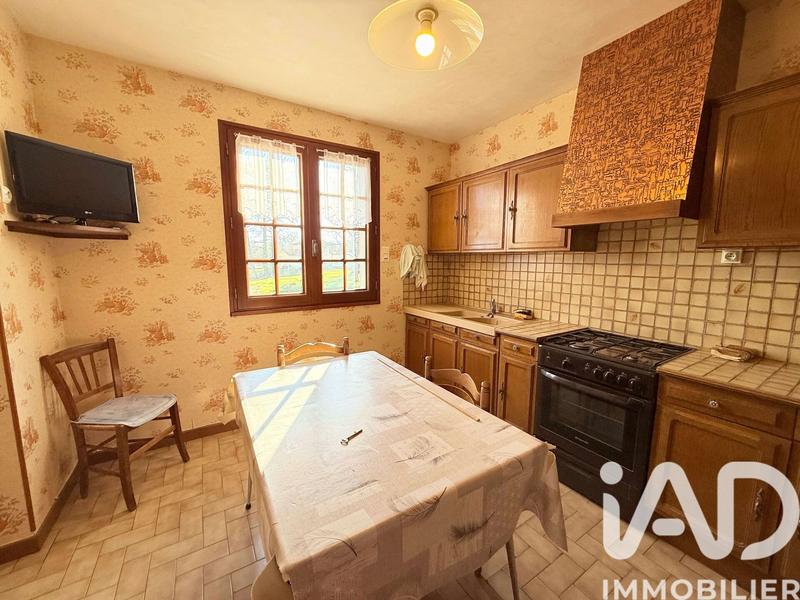 Maison - 90 m² - 5 pièces