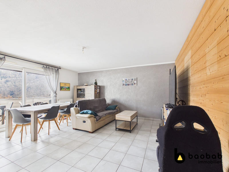 Appartement - 70 m² - 3 pièces