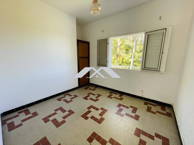 Maison - 93 m² - 6 pièces