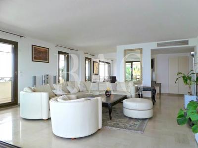 Appartement - 120 m² - 4 pièces